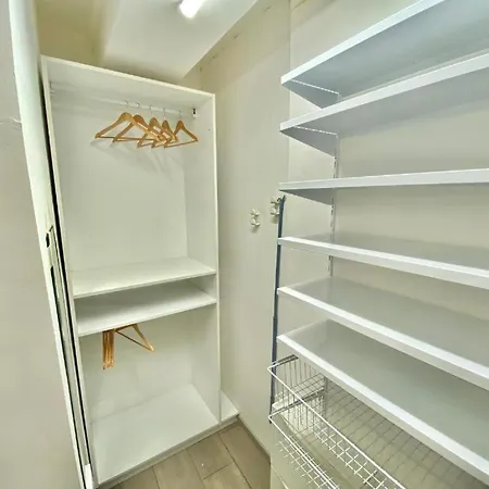 Bocconi Home, Moderno Con 2 Bagni E 2 Da Letto Apartment